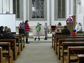 Familiengottesdienst zum 1. Advent (Foto: Karl-Franz Thiede)
